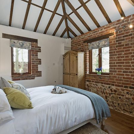 Elm Tree Barn Villa Felmingham Exterior photo