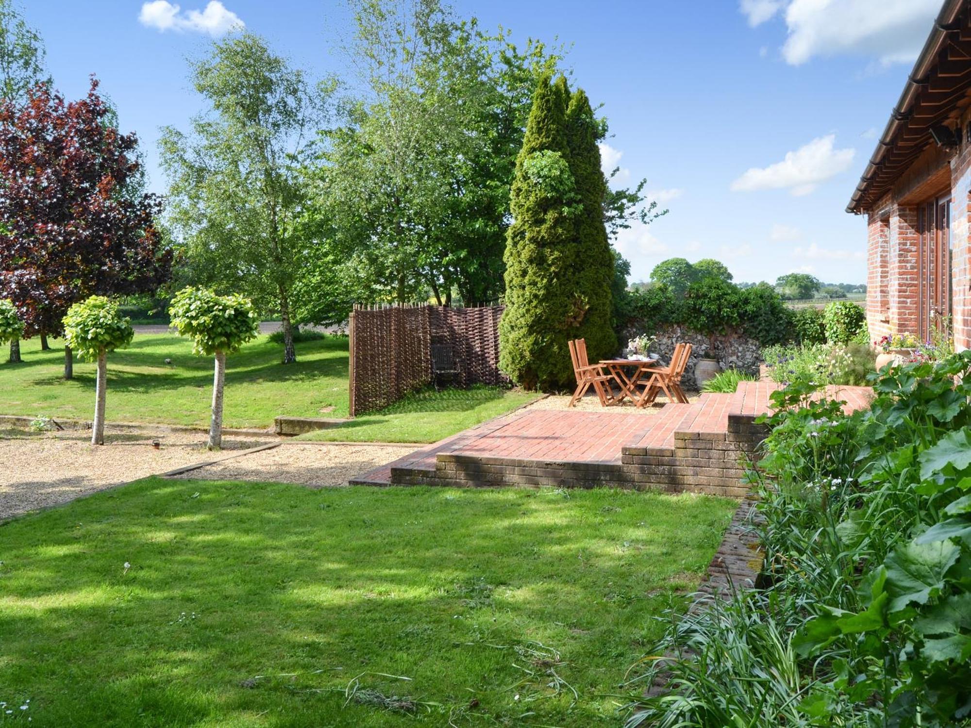 Elm Tree Barn Villa Felmingham Exterior photo