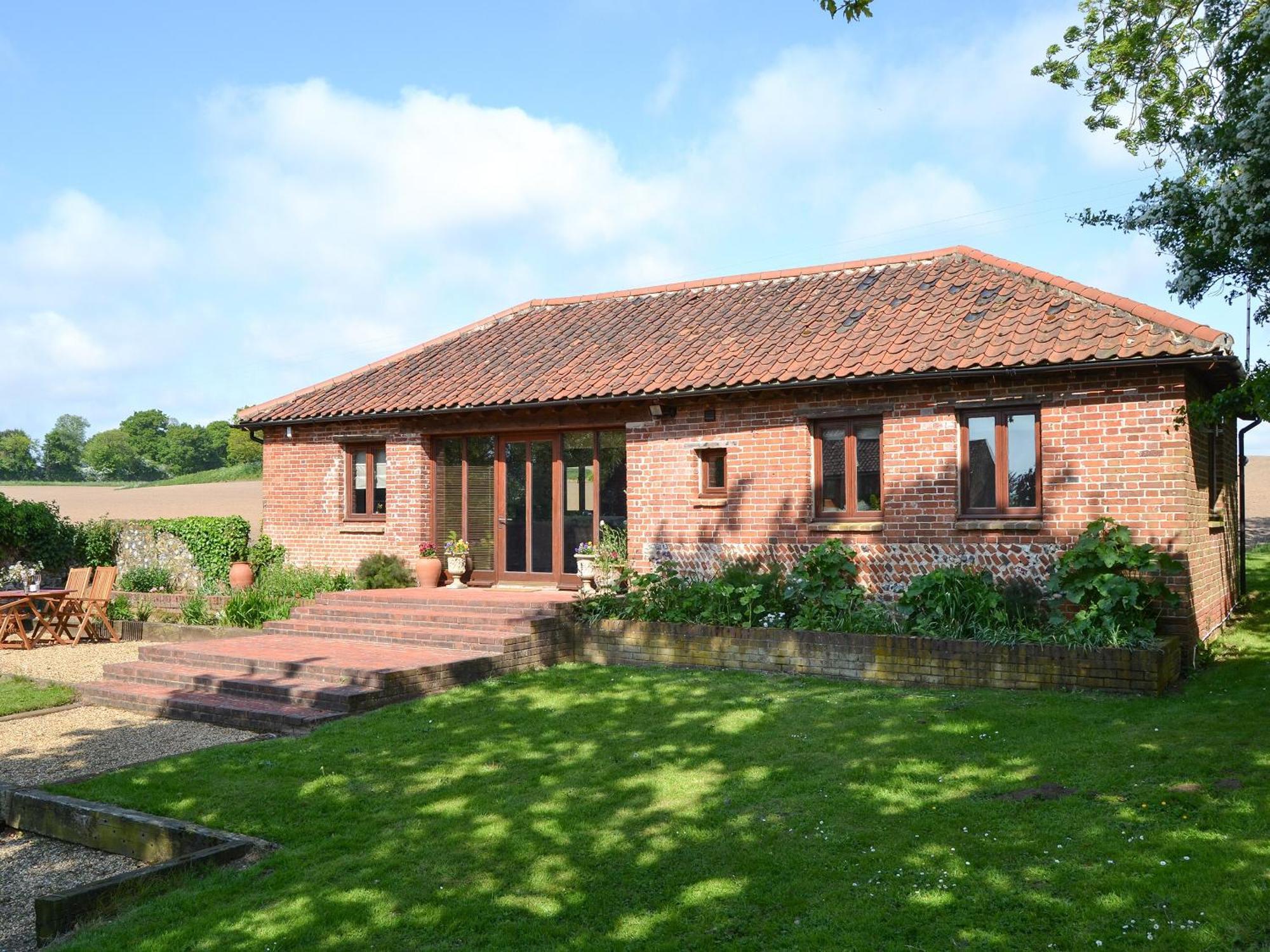 Elm Tree Barn Villa Felmingham Exterior photo